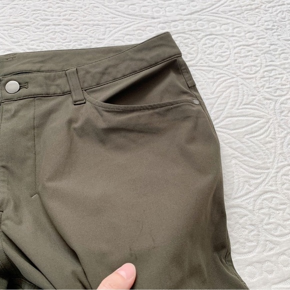 Lululemon Men's ABC Pant Classic, Dark Olive (34" Inseam) - Picture 6 of 9
